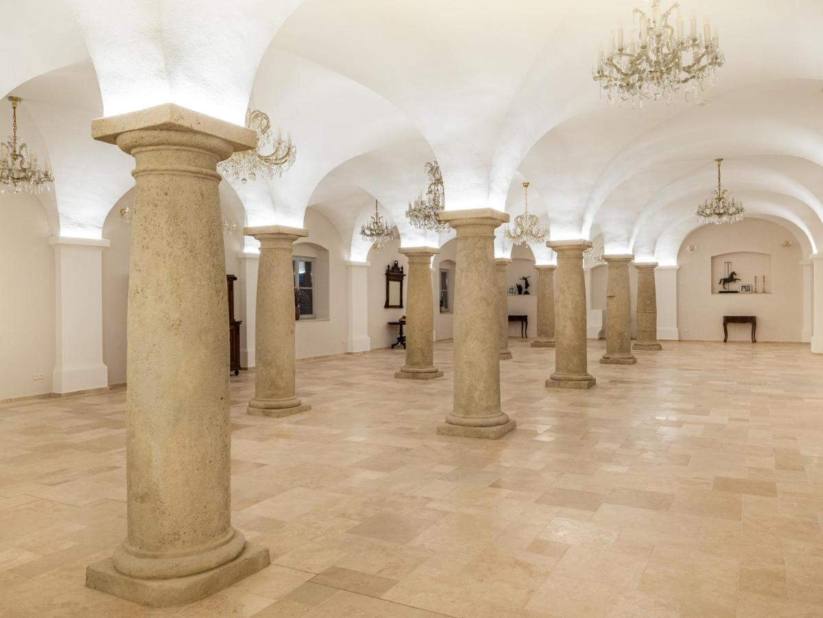 Arkady Hof Hotel Ступава Экстерьер фото